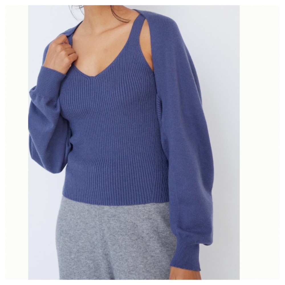Anthropologie Blue V-Neck Ribbed Sweater Tank with Matching Sleeve